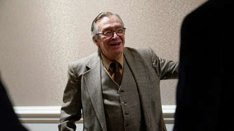 El filósofo preferido de Bolsonaro afirma que el ascenso del nazismo y la Segunda Guerra Mundial "fueron planeados por Stalin"