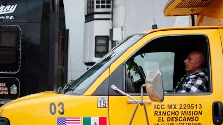 FOTOS: La frontera entre EE.UU. y México se paraliza