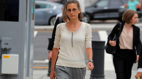 La hija de un multimillonario reconoce que ayudó al líder de una secta que reclutaba esclavas sexuales