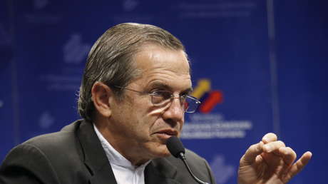 Ricardo Patiño: "Lenín Moreno es un impostor profesional; todo lo que hace fue programado con la CIA"