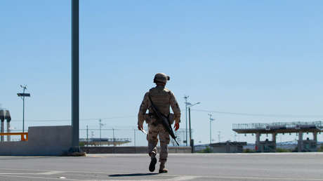 Trump anuncia que está enviando "soldados armados" a la frontera con México