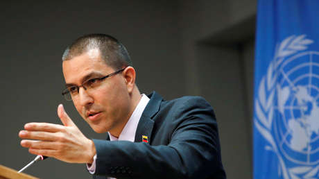 Arreaza acusa a EE.UU. y sus aliados de estar "desmoronando los procesos de integración" en Latinoamérica