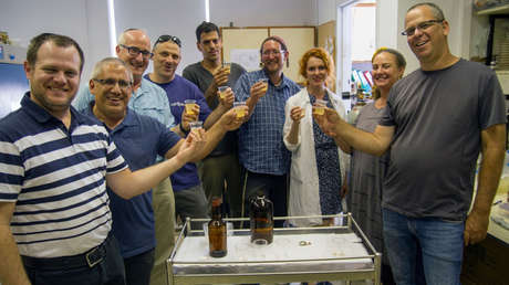 VIDEO: Científicos recrean una cerveza de más de 5.000 años de antigüedad y la prueban