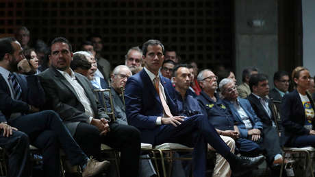 Oposición venezolana se fragmenta ante el diálogo y la propuesta de elecciones legislativas