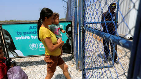 'Paren de parir': una columnista en Colombia enciende las redes al proponer un "control de natalidad" para migrantes venezolanas