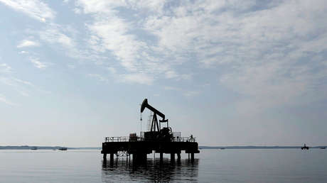 Bank of America: El petróleo bajará a 30 dólares por barril si China devalúa el yuan