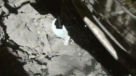 FOTOS: Captan el aterrizaje de una sonda espacial japonesa sobre un asteroide 