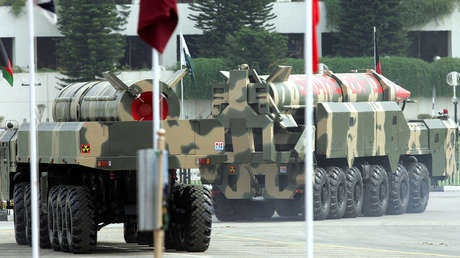 Fuerzas Armadas de Pakistán advierten de que "Cachemira es un foco de tensión nuclear"