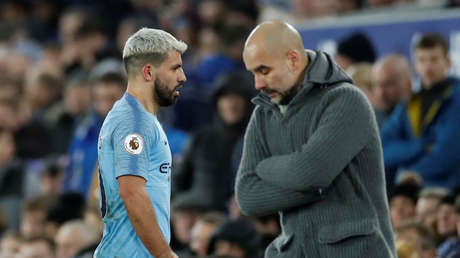 VIDEO: Bronca entre el 'Kun' Agüero y Guardiola en pleno partido tras la sustitución del delantero