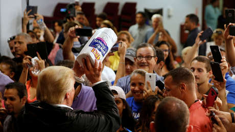 Trump bromeó con cambiar Puerto Rico por Groenlandia (y los "vikingos caribeños" le contestan)