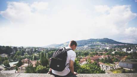 Un estudio concluye que los adolescentes sin relaciones amorosas se desarrollan incluso mejor