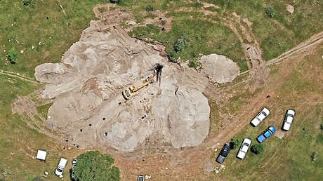 Encuentran 75 bolsas con restos humanos desmembrados en una fosa clandestina en el estado mexicano de Jalisco