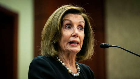 Pelosi dice que el comportamiento de Trump "daña la integridad" electoral y "la seguridad nacional" tras publicarse la conversación con Zelenski