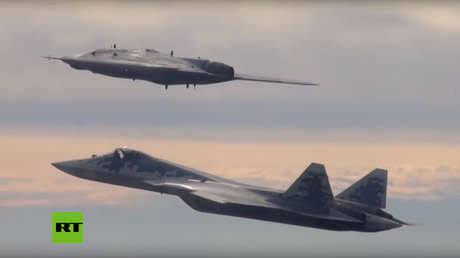 VIDEO: El dron pesado ruso Ojótnik interactúa por primera vez con el caza furtivo Su-57