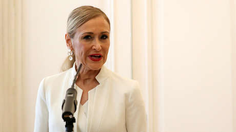 Multan con 150.000 euros a un supermercado por difundir un video de la expresidenta de Madrid tras robar cremas