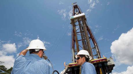 La ecuatoriana Petroamazonas suspende trabajos en 3 campos ante la toma de las instalaciones por "personas ajenas a la operación"