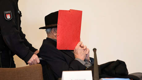 Exguardia de 93 años de un campo de concentración nazi dice que no sabía qué le pasaba a la gente dentro de las cámaras de gas pese a gritos y golpes