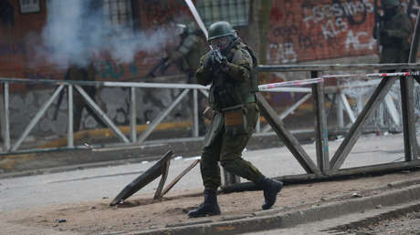 Un universitario podría quedar ciego en Chile por los balines que le dispararon los Carabineros