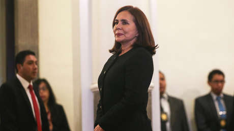 Canciller de facto de Bolivia anuncia que Cuba retirará a 725 "funcionarios de cooperación"