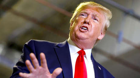 Trump afirma que Hong Kong sería "borrado en 14 minutos" si no fuera por él