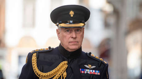 Aconsejan al príncipe Andrés no ir a EE.UU. a declarar por el caso Epstein por el riesgo de ser arrestado