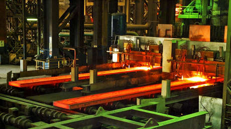 Trump restaura los aranceles a las importaciones de acero y aluminio desde Brasil y Argentina