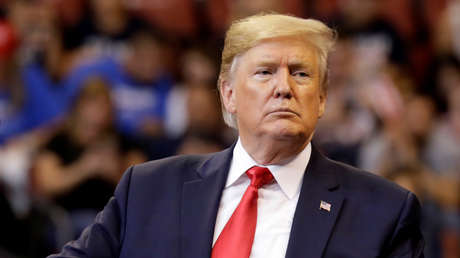 Publican el informe final en el caso sobre el 'impeachment' de Trump que le acusa de obstrucción e intimidación de testigos, entre otras cosas