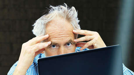 Descubren el motivo por el que el estrés hace que salgan canas