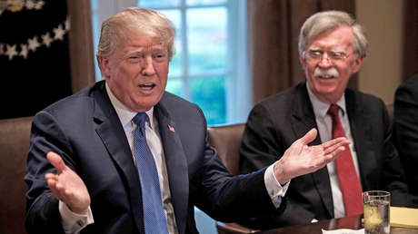 Trump: "Ya estaríamos en la Sexta Guerra Mundial" si Bolton hubiera seguido en la Casa Blanca