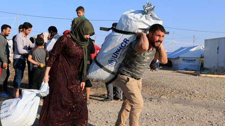 El partido gobernante turco afirma que "no podrá retener" el flujo de refugiados sirios hacia Europa