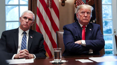 La Casa Blanca descarta la necesidad de hacer a Trump y Pence la prueba del coronavirus porque "casi" no contactaron con el funcionario brasileño