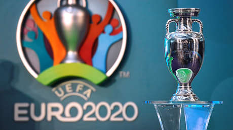 La UEFA acepta posponer la Eurocopa a 2021