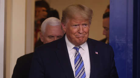 Trump prohíbe aumentar precios y acaparar productos en medio de la pandemia del covid-19