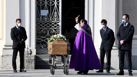 Italia registra 889 muertes y 5.974 nuevos contagios en 24 horas, elevando el número de fallecidos por coronavirus a 10.023