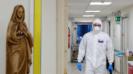 Italia registra 812 muertos por coronavirus en las últimas 24 horas, pero el número de contagios sigue disminuyendo