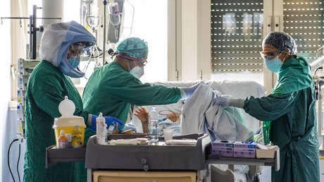 Italia registra 464 nuevas muertes por covid-19 y el número total de decesos se eleva a 25.549