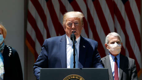 Trump anuncia una asociación público-privada para desarrollar la vacuna contra el coronavirus "para fin de año, si podemos"