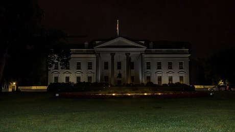 VIDEO: La Casa Blanca apaga sus luces en medio de las multitudinarias protestas, incendios y disturbios en Washington