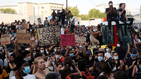 VIDEOS: Multitudinaria protesta contra el racismo y la brutalidad policial en París termina con enfrentamientos con la Policía