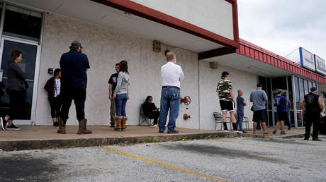 Aumentan en 1,8 millones los estadounidenses que solicitan ayudas por desempleo en una semana y ya suman más de 42 millones