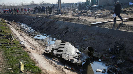 Las cajas negras del avión ucraniano derribado en Irán revelan que fue alcanzado por dos misiles con 25 segundos de diferencia