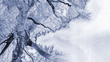 Hallan microfibras de ropa vaquera en lagos y zonas árticas de Canadá