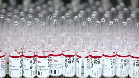 Ministerio de Salud ruso: "El primer lote de la vacuna rusa Sputnik V contra el covid-19 fue puesto en circulación entre la población"
