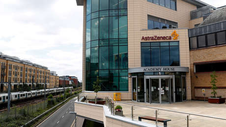 Qué es la mielitis transversa, la enfermedad que ha puesto en pausa la vacuna de Oxford contra el coronavirus