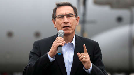 Vizcarra admite que los audios que lo comprometen fueron grabados por alguien "de su entera confianza" y denuncia una "artimaña" en su contra