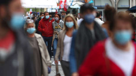 Radiólogo alemán: "El coronavirus va a acompañarnos intensamente, como mínimo, hasta finales de 2021"