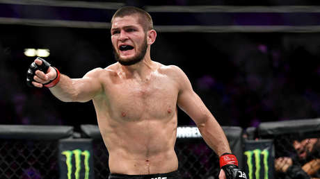 Sigue invicto: Nurmagomédov vence a Gaethje por sumisión y retiene el título de peso ligero de la UFC en la pelea "más grande del año"