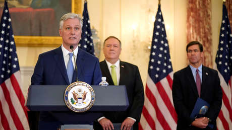 Asesor de Trump divide el mundo entre democracias lideradas por Washington y países autoritarios