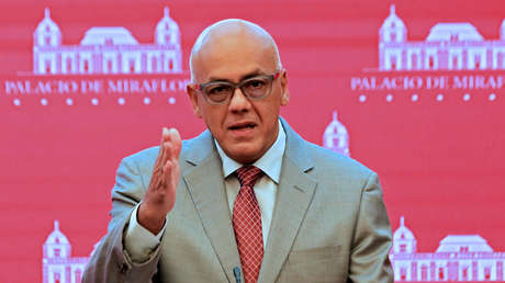 Gobierno venezolano denuncia a la oposición encabezada por Guaidó de usar fondos de Citgo para "planear atentados" en el país