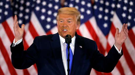 VIDEO: Una presentadora interrumpe el discurso de Trump para decir que algunas de sus declaraciones "francamente, no son verdaderas"